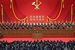Nhà lãnh đạo Kim Jong-un tái đắc cử Tổng Bí thư Đảng Lao động Triều Tiên