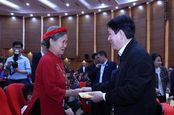 Chủ tịch nước chúc Tết Đảng bộ, chính quyền và Nhân dân tỉnh Lào Cai