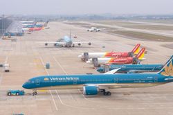 Sau nghỉ Tết Nguyên đán, giá vé máy bay vẫn cao chót vót