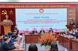 Tập huấn cao điểm, bảo đảm 100% Tổ trưởng Tổ Bầu cử nắm vững quy trình, nghiệp vụ