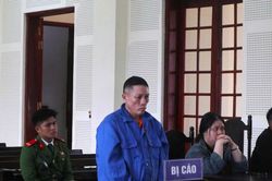 Cãi nhau chuyện tiền bạc, chồng sát hại vợ