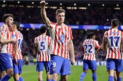 Alexander Sorloth lập hat-trick, Atletico Madrid vào vòng 16 đội Champions League