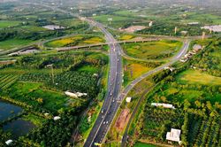 Những dự án thế kỷ 'mở đường băng' đưa đất nước vươn mình