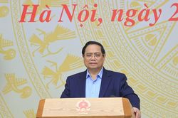 Thủ tướng Phạm Minh Chính: Điều tra, xử lý nghiêm môi giới trái phép, thao túng hồ sơ mua nhà ở xã hội