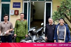 Hai người lạ đi nhầm xe nhau 7 ngày Tết