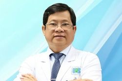 Kỷ niệm 71 năm Ngày Thầy thuốc Việt Nam (27/02/1955 - 27/02/2026): Tiến sĩ, bác sĩ Diệp Bảo Tuấn - quyết tâm đưa Bệnh viện Ung bướu vươn tầm khu vực