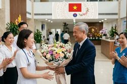 Lời chúc ý nghĩa gửi các y, bác sĩ nhân 71 năm Ngày Thầy thuốc Việt Nam