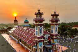 Tòa Thánh Tây Ninh - điểm đến tâm linh dịp Rằm tháng Giêng
