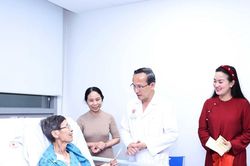 Trung tướng, GS.TS.BS Lê Hữu Song – Giám đốc Bệnh viện Trung ương Quân đội 108: Làm khoa học phải đến tận cùng, làm nghề y phải bằng trái tim biết hạnh phúc…