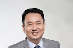 Ông Lê Trí Thông sẽ chuyển giao vị trí Tổng Giám đốc, tiếp tục đảm nhiệm vai trò Phó Chủ tịch HĐQT PNJ