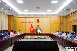 Nghệ An: Góp ý Dự thảo về công tác thi đua, khen thưởng, thực hiện thắng lợi Nghị quyết Đại hội XX
