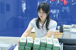 Giữ 'dây cương' quản trị rủi ro trong cuộc đua tăng trưởng ngành ngân hàng