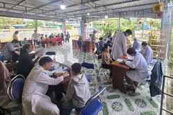 Ở đâu có khó khăn, bệnh tật, ở đó có y bác sĩ