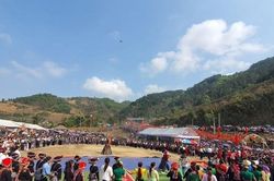 Lai Châu: Rộn ràng lễ hội Xòe chiêng tại cọn nước Nà Khương