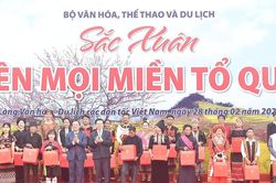 Đưa văn hóa thấm sâu vào đời sống, tạo động lực cho phát triển