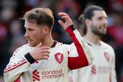Arne Slot và bài toán số 10 tại Liverpool: Mac Allister hay Szoboszlai sẽ thay thế Florian Wirtz?