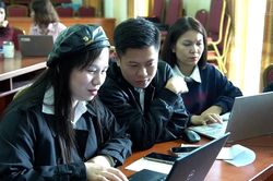 Tập huấn nâng cao kiến thức, kỹ năng sản xuất nội dung số và củng cố kỹ năng vận hành fanpage Facebook cho phụ nữ