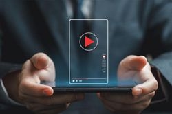 Cách The Economist làm video dọc mà vẫn giữ được chiều sâu nội dung