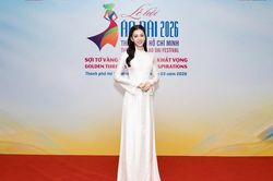 Áo dài truyền thống: Hành trang giúp nhan sắc Việt tự tin tỏa sáng với thế giới