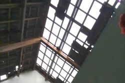 Lốc xoáy khiến hơn 100 nhà dân ở Quảng Ngãi bị hư hỏng