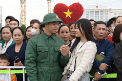 Có một mùa xuân bắt đầu từ những lá đơn tình nguyện