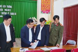 Đoàn công tác tỉnh Nghệ An kiểm tra việc chuẩn bị bầu cử tại xã Sơn Lâm, Cát Ngạn, Tam Đồng