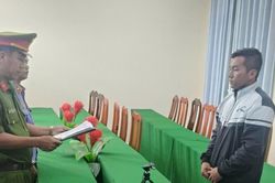 Khởi tố đối tượng khai thác cát trái phép