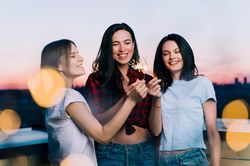 Vì sao ngày 8/3 là Ngày Quốc tế Phụ nữ?