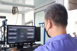 Minh bạch quy trình kiểm định khí thải, chủ xe bớt lo khi đăng kiểm