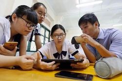 Sắp tới học sinh lớp 5, lớp 9 có thể làm bài thi khảo sát trực tiếp trên máy tính