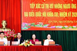 Các ứng cử viên đại biểu Quốc hội khóa XVI tiếp xúc cử tri tại Ninh Bình