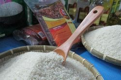 Giá lúa gạo ngày 7/3: Thị trường đi ngang, gạo nguyên liệu giảm đến 400 đồng/kg