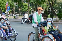 Hà Nội đề xuất thí điểm xích lô điện thay xích lô truyền thống