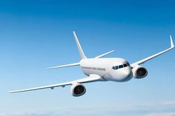 Chiến sự Trung Đông kéo dài, ACV nguy cơ hụt thu 10,9 triệu USD/tháng, hàng không Việt thất thu
