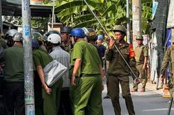 Bắt giữ đối tượng chém người rồi cố thủ trong nhà tại TP. Hồ Chí Minh