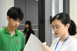 Hà Nội bỏ khu vực tuyển sinh, học sinh có đổ dồn nguyện vọng vào một số trường?