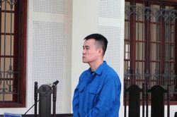 'Nổ' có quan hệ xin tại ngoại, lừa hơn 1 tỷ đồng