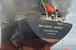 Tàu hàng Thái Lan 'bị tấn công khi đang di chuyển qua Eo biển Hormuz'