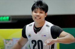 Ngoại binh tăng sức nóng cuộc đua bóng chuyền