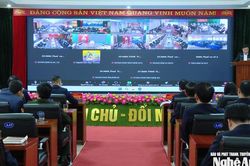 Triển khai kế hoạch cao điểm 30 ngày đêm hỗ trợ hộ kinh doanh kê khai thuế