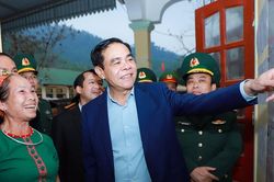 Chủ tịch UBND tỉnh Võ Trọng Hải kiểm tra công tác chuẩn bị bầu cử sớm và tiến độ trường nội trú liên cấp tại xã Môn Sơn