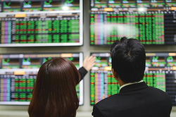 Chứng khoán Maybank đặt mục tiêu gấp đôi lợi nhuận trong năm 2026