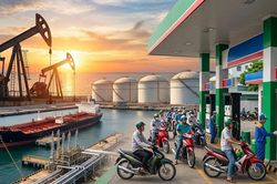 Giá xăng dầu hôm nay 14/3: Dầu Brent trên 100 USD, xăng trong nước áp lực tăng?