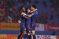 CAHN thắng trên sân Ninh Bình, củng cố ngôi đầu V.League