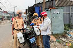 Chủ đầu tư dự án đường Lã Xuân Oai thừa nhận vi phạm để vật liệu thi công lấn đường