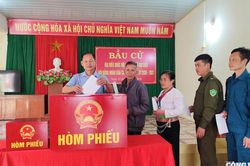 Ninh Bình: 462 khu vực bỏ phiếu đạt 100% cử tri tham gia bầu cử