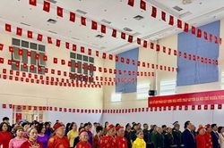 Cử tri Hà Nội chia sẻ về cảm nhận tham gia ngày hội bầu cử