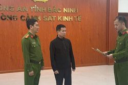 Sản xuất giấm ăn giả, một chủ cơ sở ở Bắc Ninh bị khởi tố