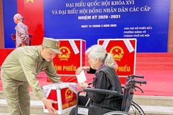 Những cử tri 'đặc biệt' trong Ngày hội non sông