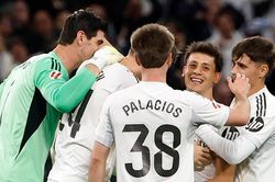 Arda Guler ghi bàn từ sân nhà, Real Madrid phả lửa vào gáy Barca